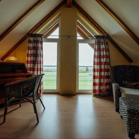 Gaestehaus Goldgelb * Ирциг