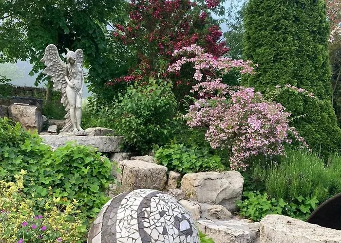 Gaestehaus Goldgelb בית נופש