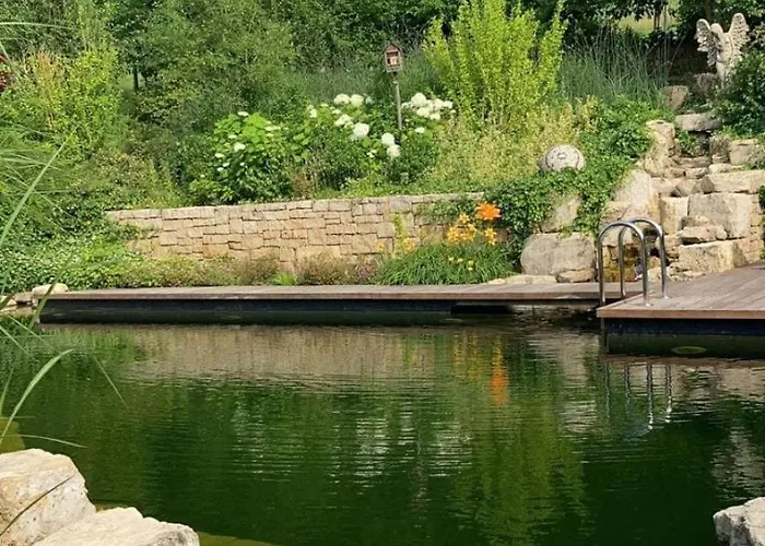 Gaestehaus Goldgelb בית נופש *