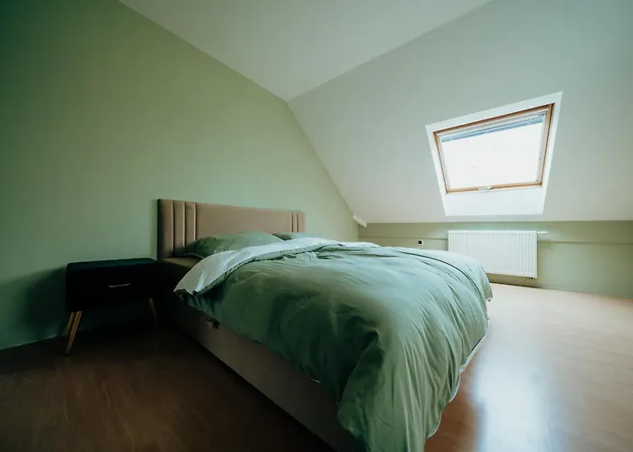 בית נופש Gaestehaus Goldgelb *