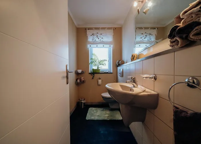 Gaestehaus Goldgelb בית נופש