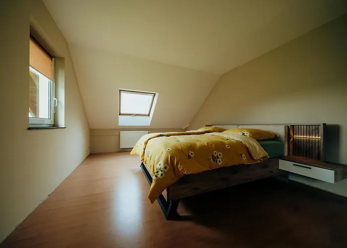 בית נופש Gaestehaus Goldgelb *